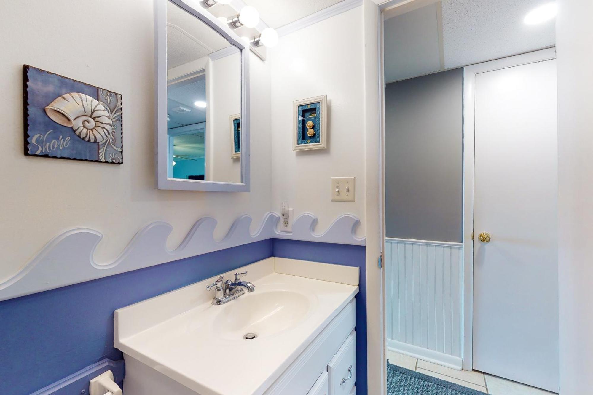 Thunder Island Condos II Ocean City Room photo
