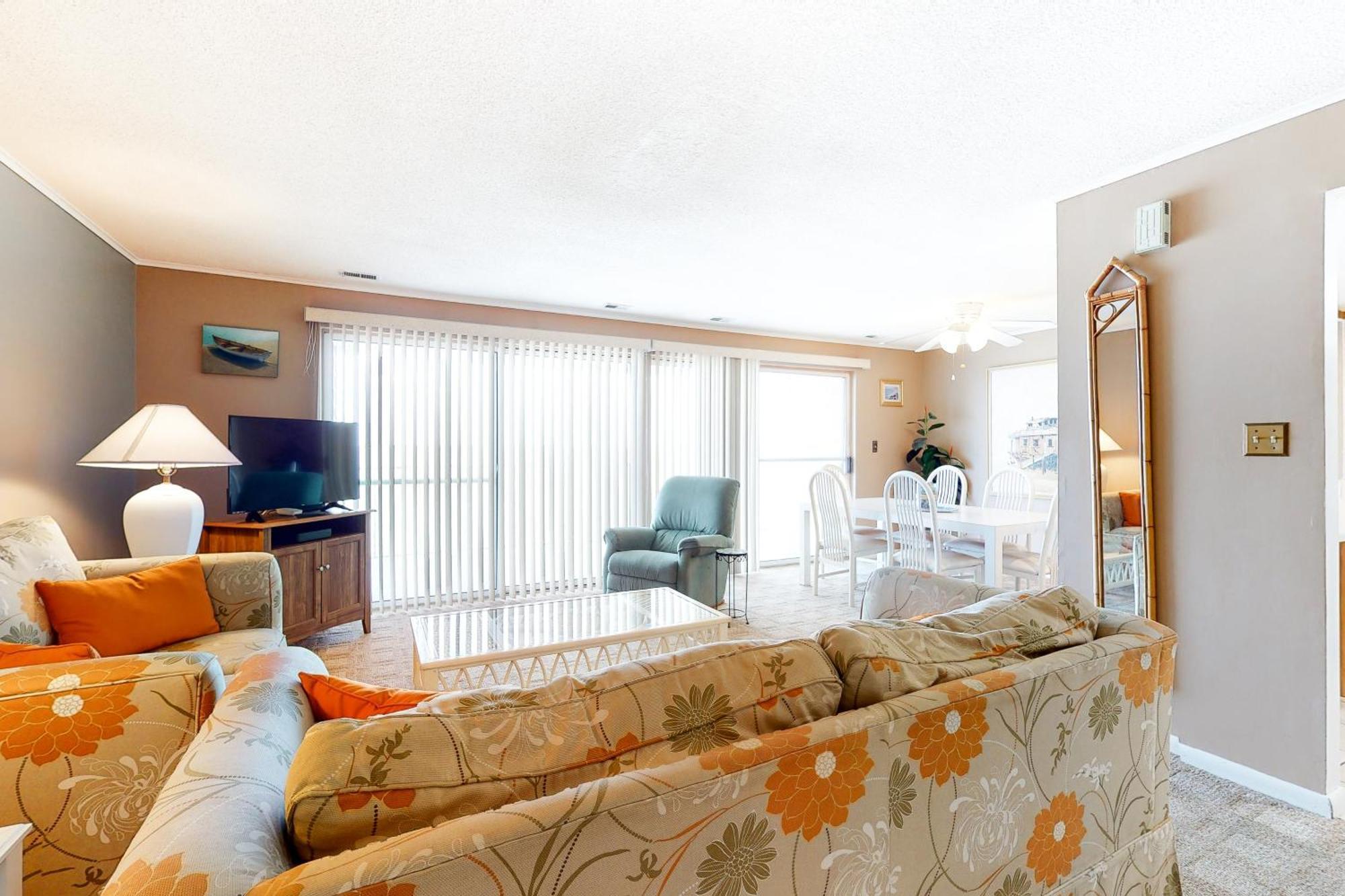 Thunder Island Condos II Ocean City Room photo