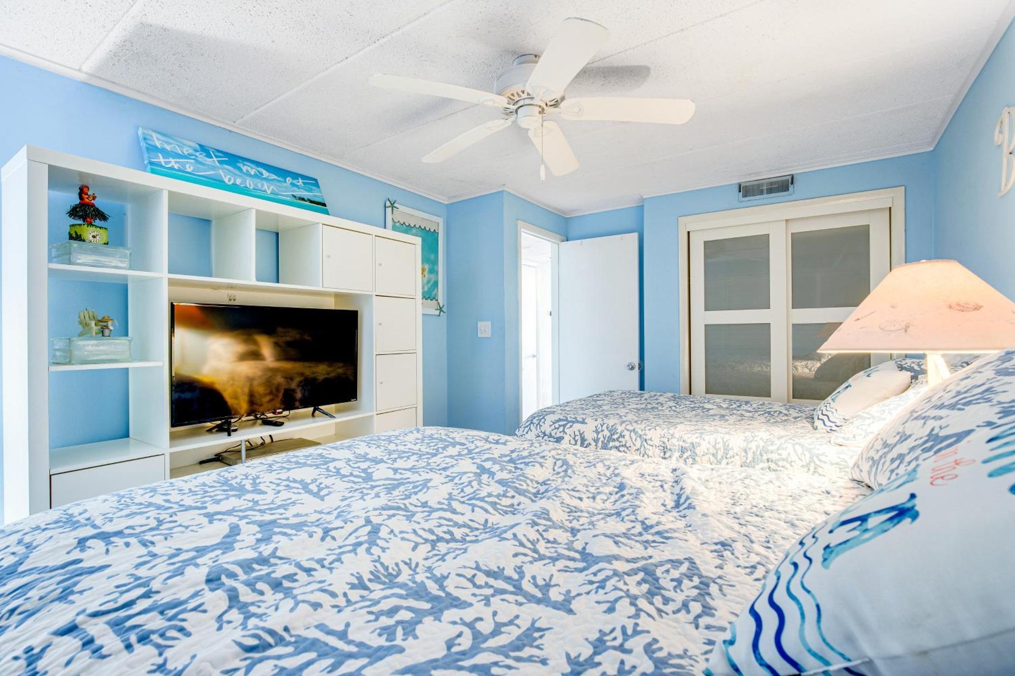Thunder Island Condos II Ocean City Room photo